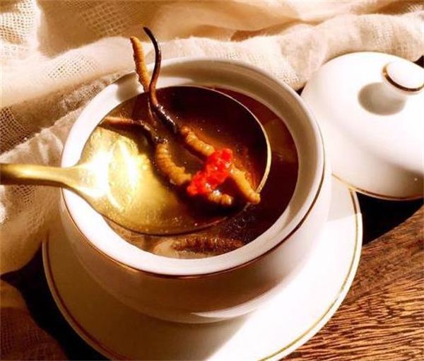 孕婦冬蟲(chóng)夏草怎么吃最好？孕婦食用冬蟲(chóng)夏草的3種方法